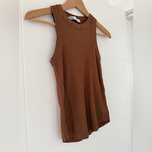 Zara Ribbed Knit Tank, size large. - Picture 3 of 6